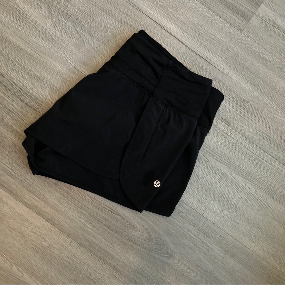 Sold 🖤🖤🖤Lululemon Speed Up Shorts - Picture 7 of 10